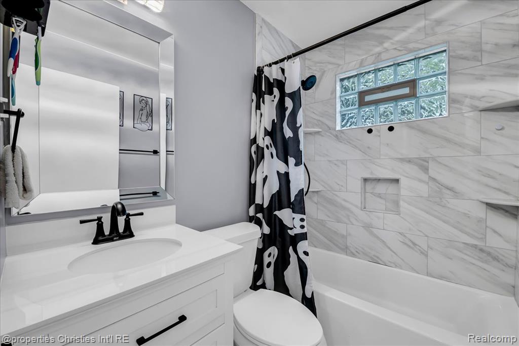 7236 Meadow Avenue Property Photo 11