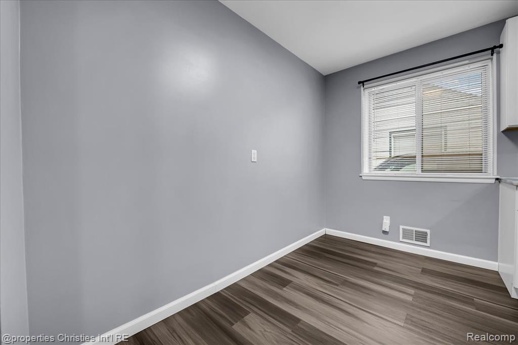 7236 Meadow Avenue Property Photo 16