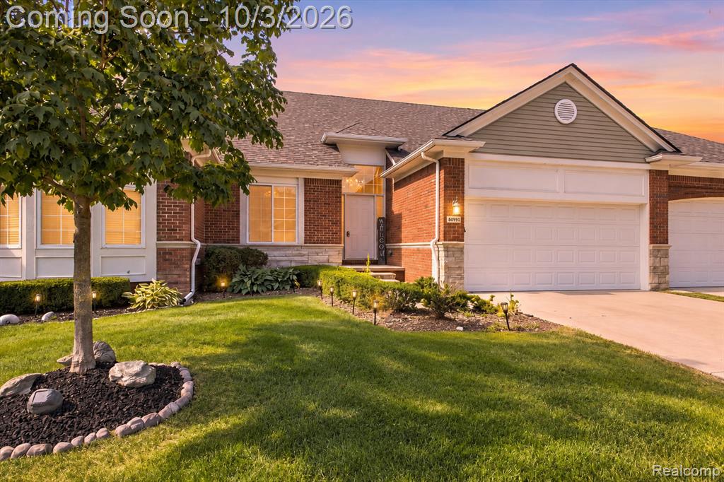 49207 Pond Place Drive Property Photo 1