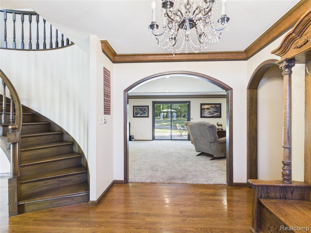 9515 E Bristol Road Property Photo 17