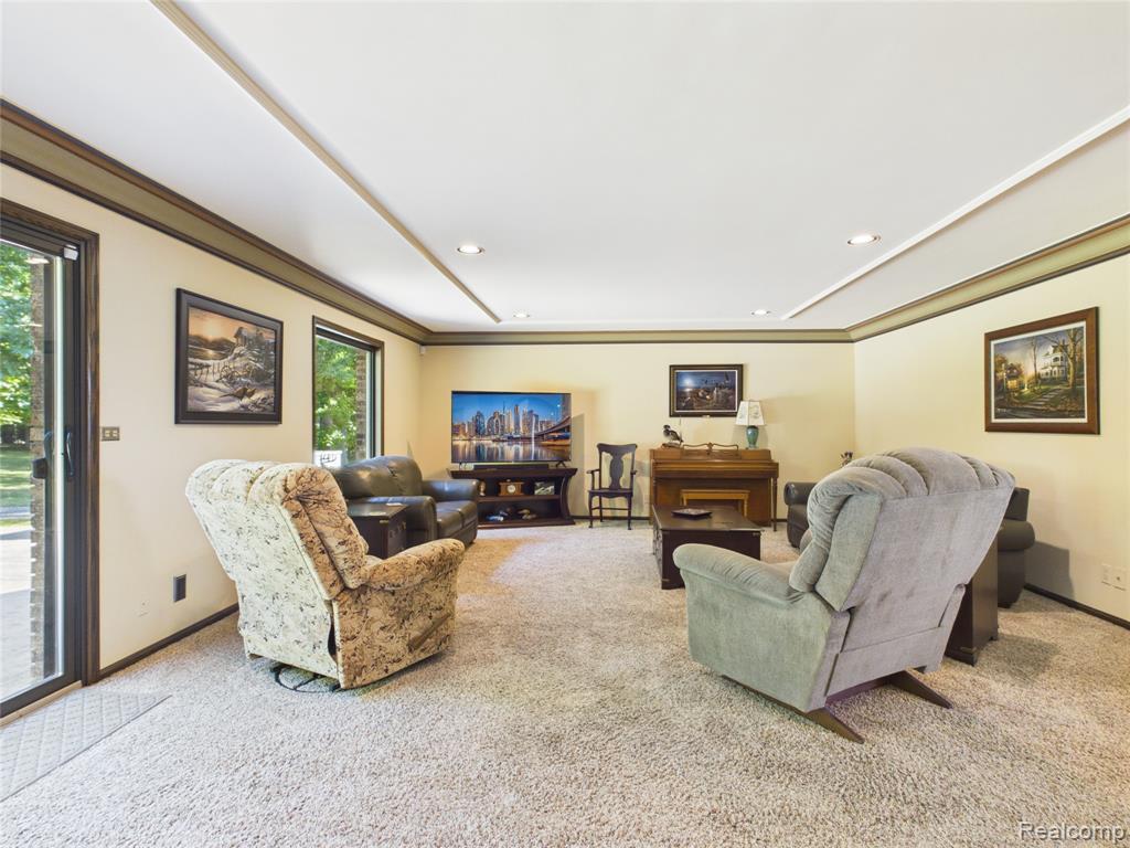 9515 E Bristol Road Property Photo 20