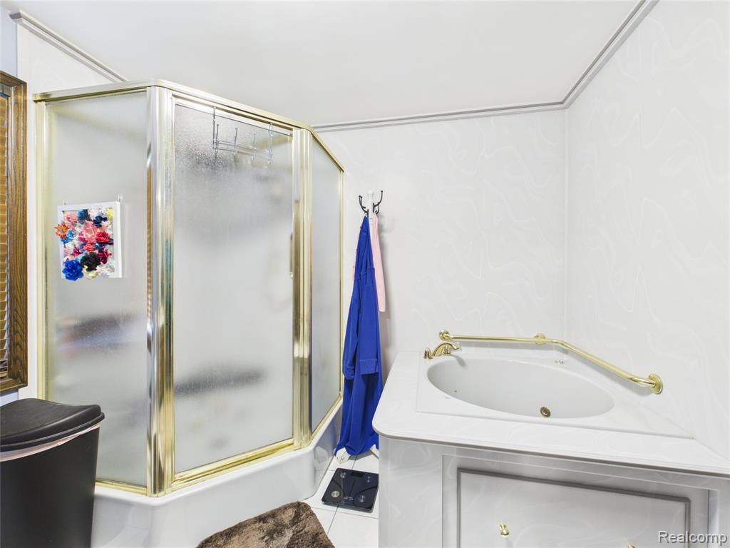 9515 E Bristol Road Property Photo 25
