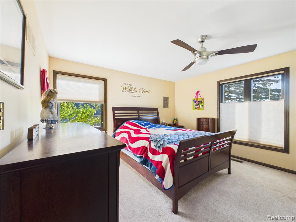 9515 E Bristol Road Property Photo 27