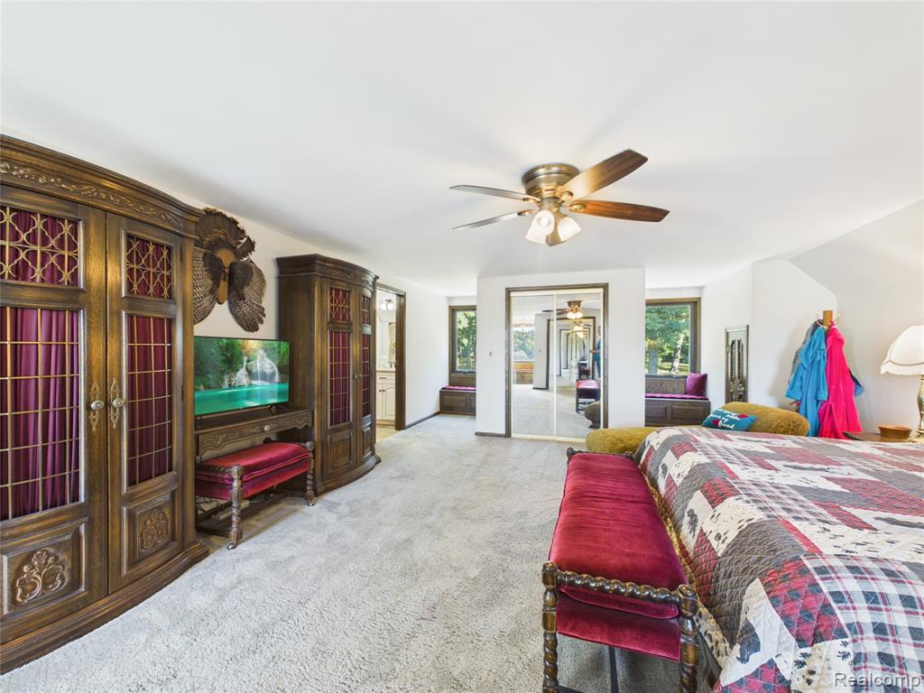 9515 E Bristol Road Property Photo 35