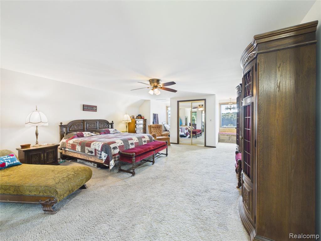 9515 E Bristol Road Property Photo 36