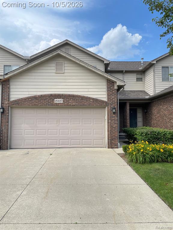 29127 Timber Woods Drive Property Photo 2