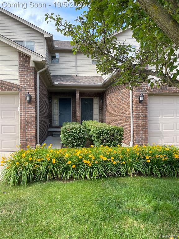 29127 Timber Woods Drive Property Photo 4