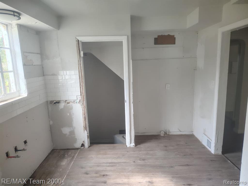 20521 Joann Street Property Photo 6