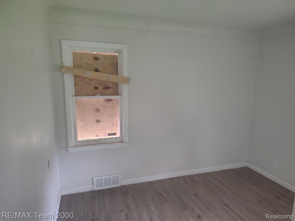 20521 Joann Street Property Photo 8
