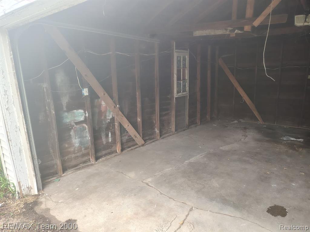 20521 Joann Street Property Photo 16