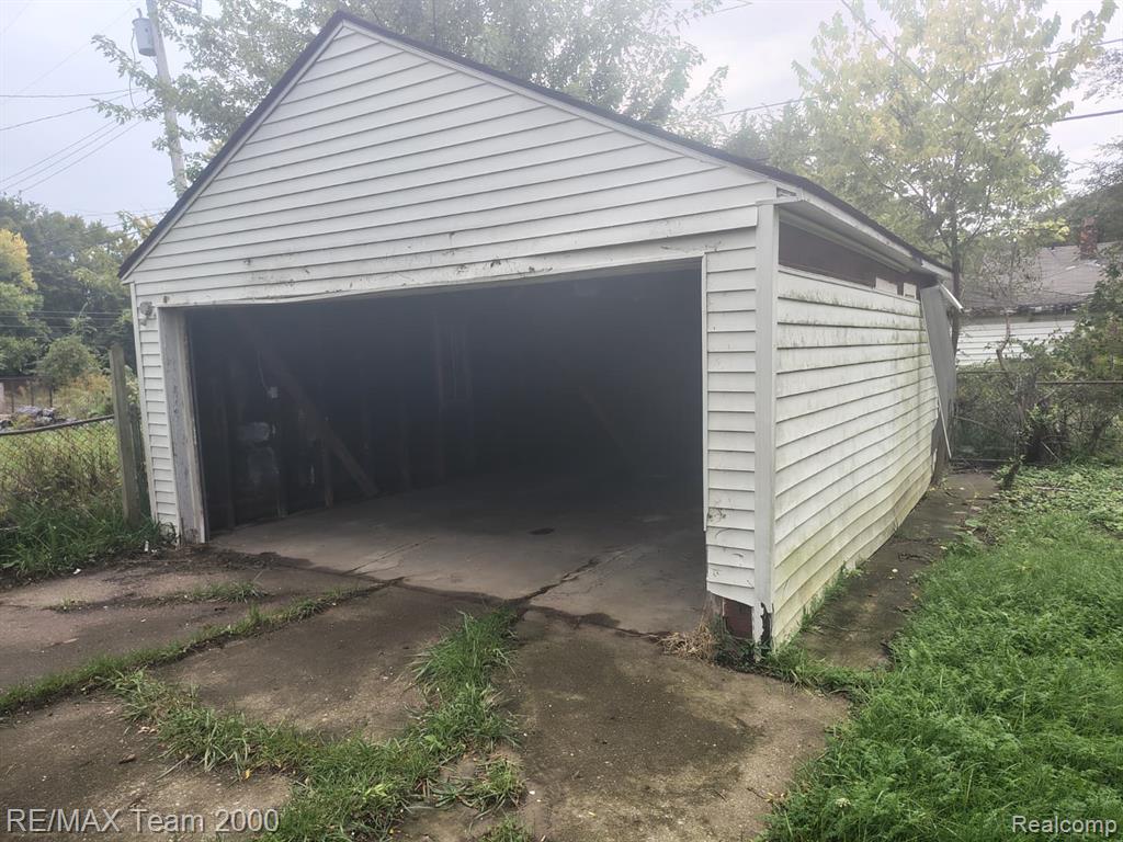 20521 Joann Street Property Photo 19