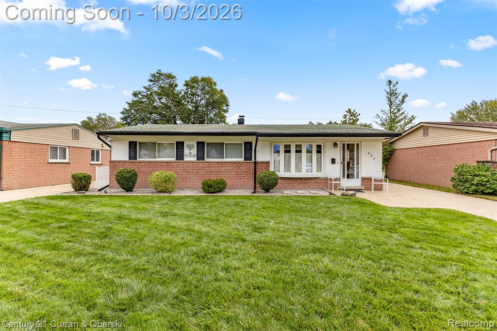 627 Darwin Street Property Photo 1