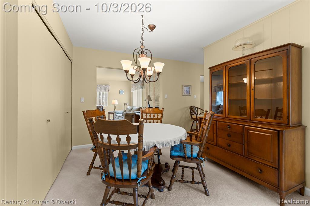 627 Darwin Street Property Photo 8