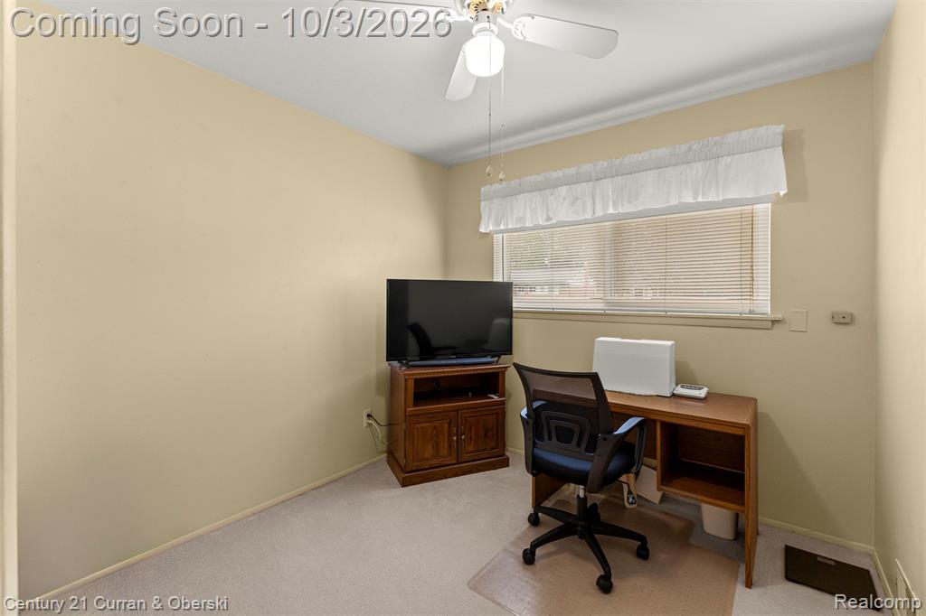 627 Darwin Street Property Photo 15