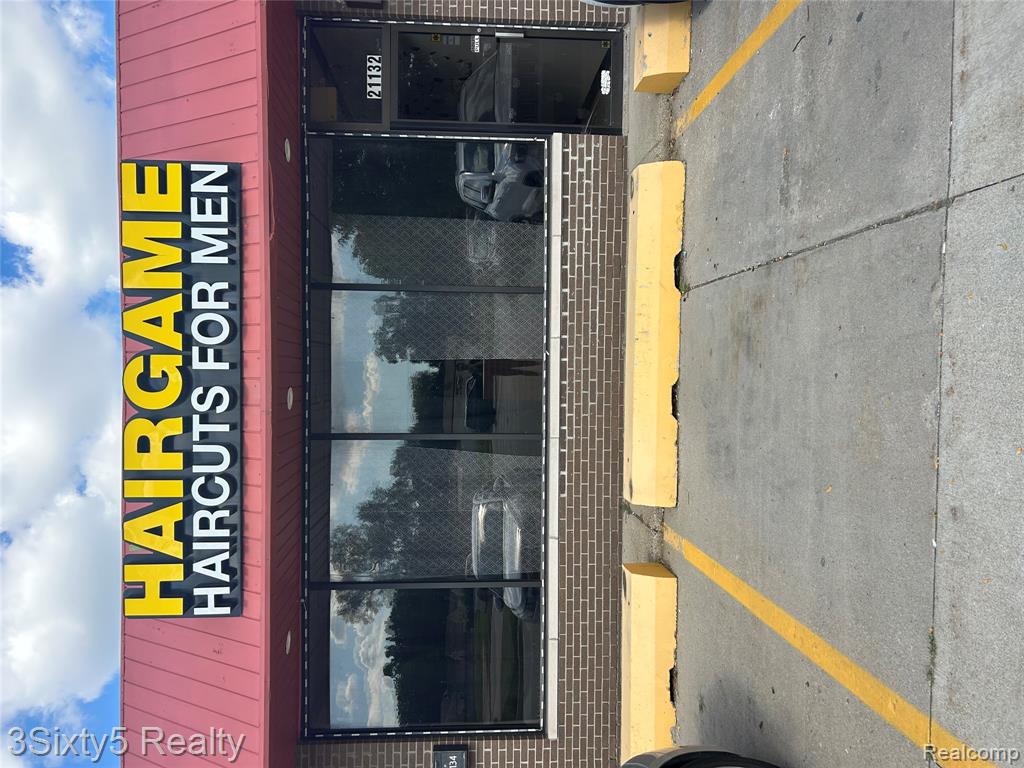 21132 Ecorse Road Property Photo 1
