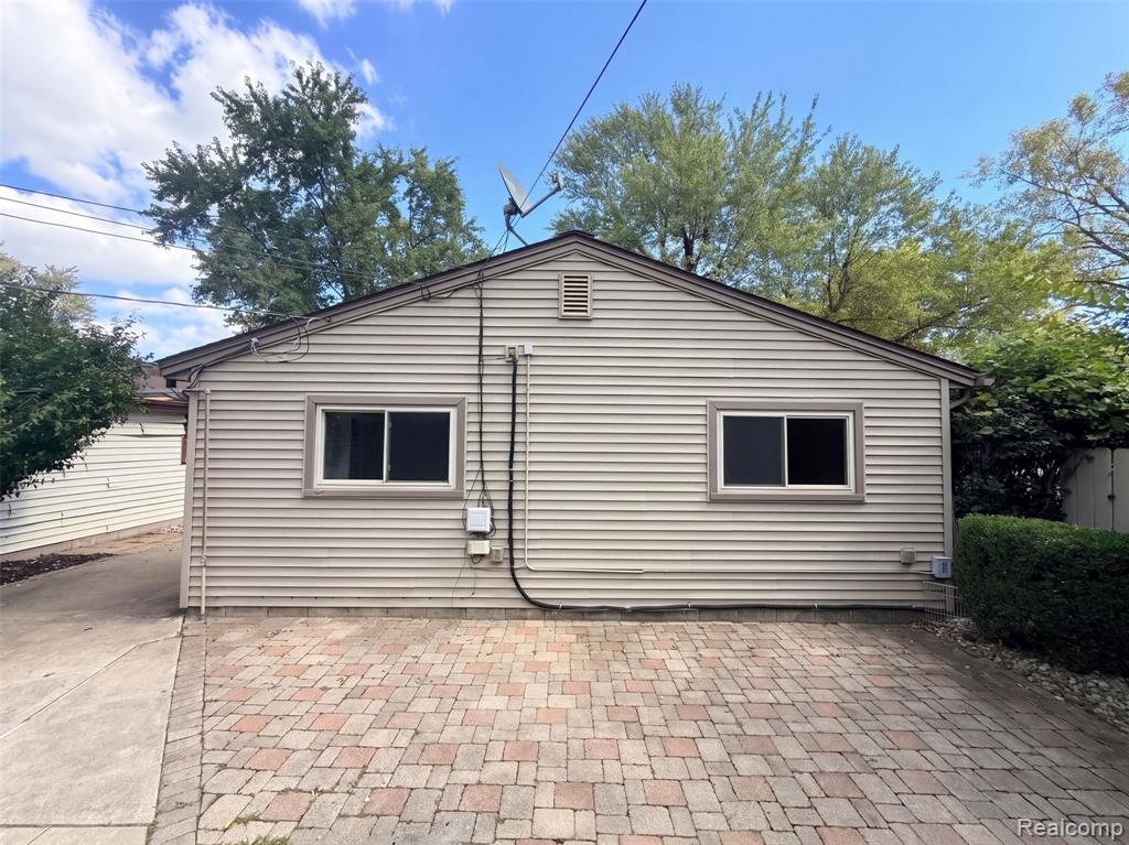 16108 Ziegler Street Property Photo 5