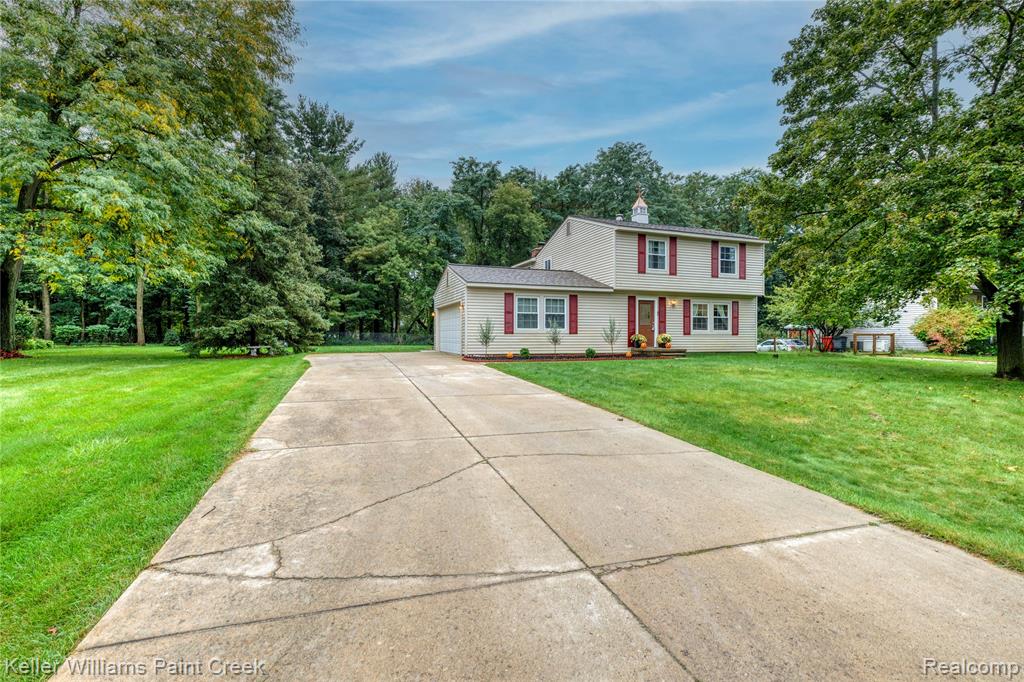 3308 Spring Meadow Drive Property Photo 2