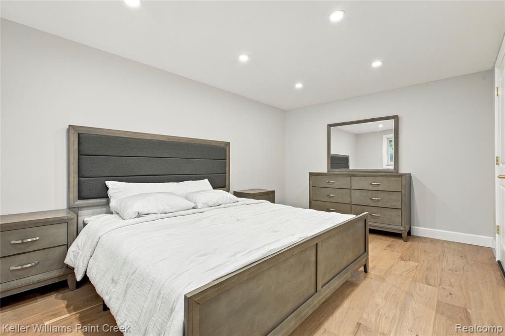 3308 Spring Meadow Drive Property Photo 20