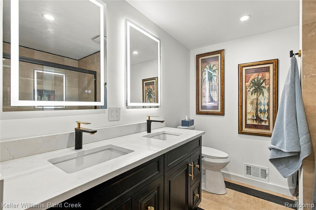 3308 Spring Meadow Drive Property Photo 22
