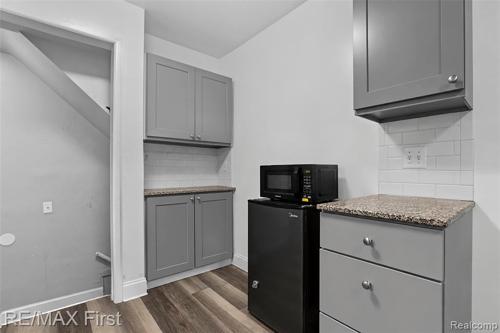 7381 Minock Street Property Photo 10
