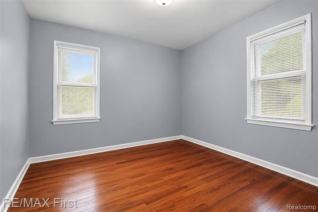 7381 Minock Street Property Photo 11