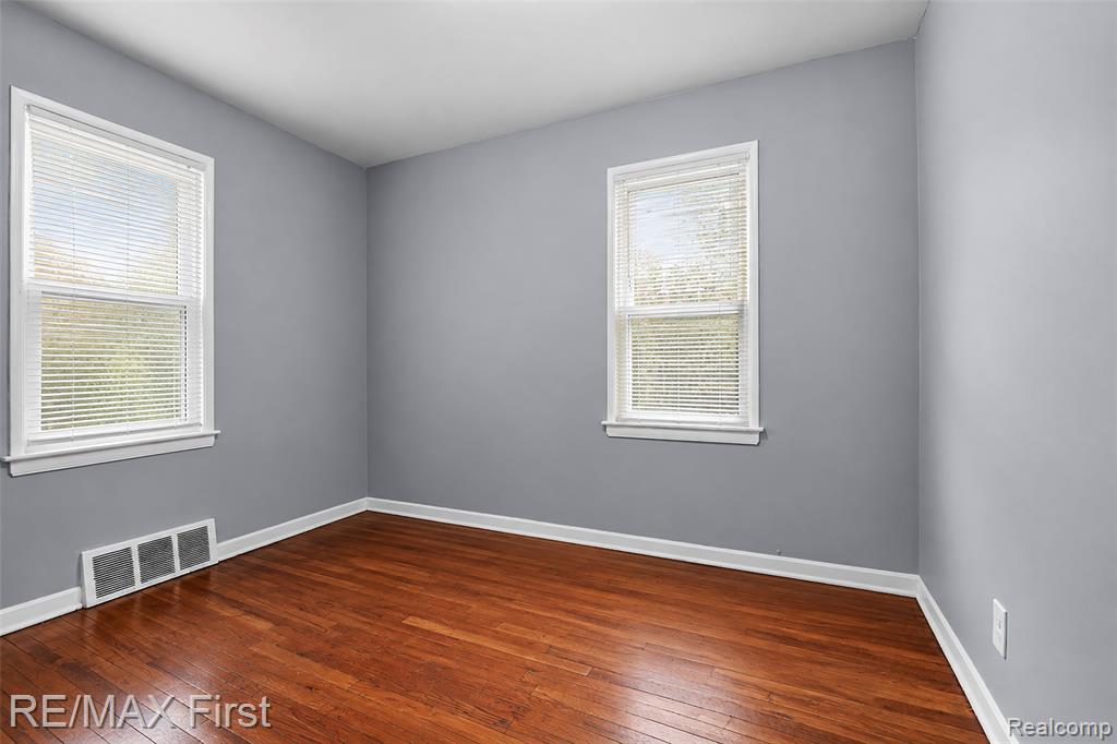 7381 Minock Street Property Photo 13