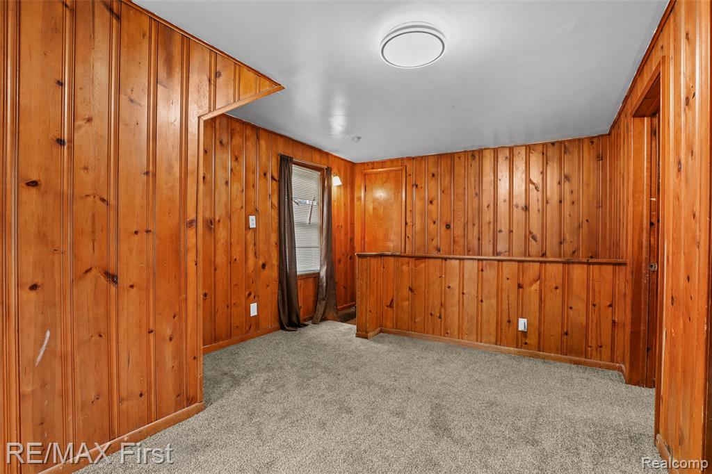 7381 Minock Street Property Photo 18