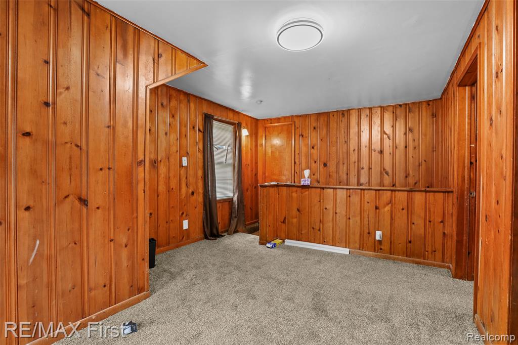 7381 Minock Street Property Photo 19