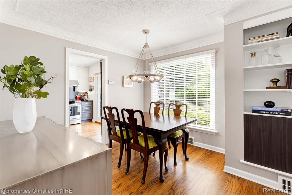 32111 Auburn Drive Property Photo 10