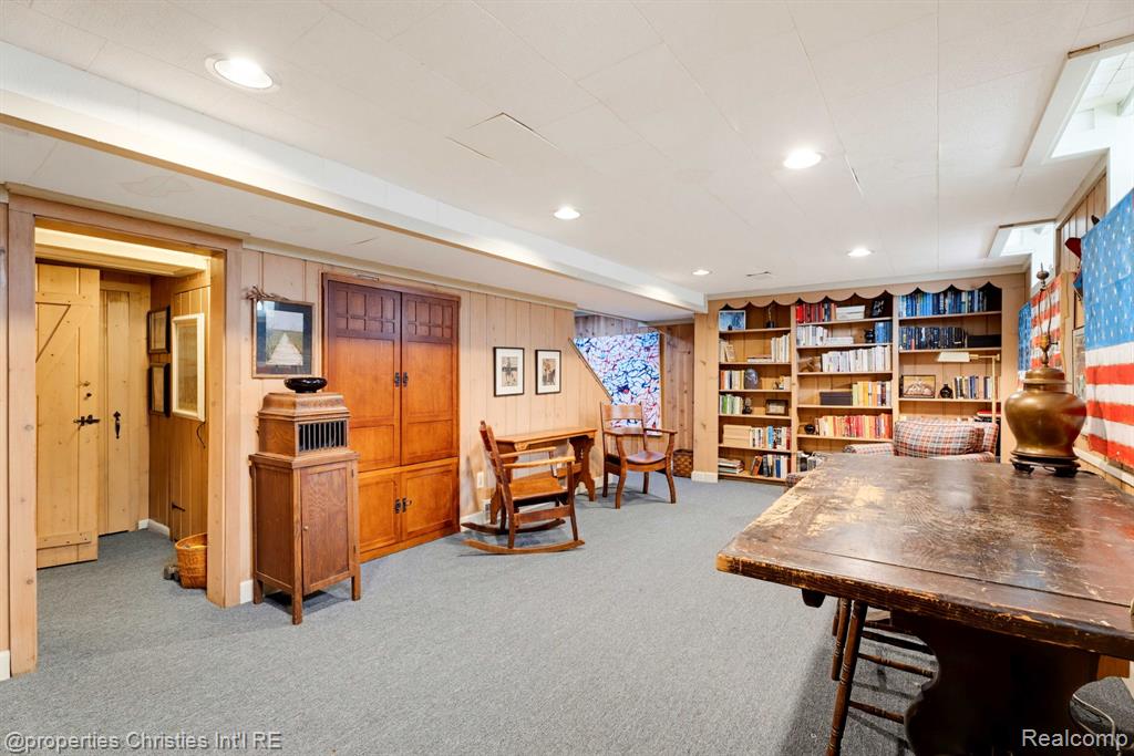 32111 Auburn Drive Property Photo 34
