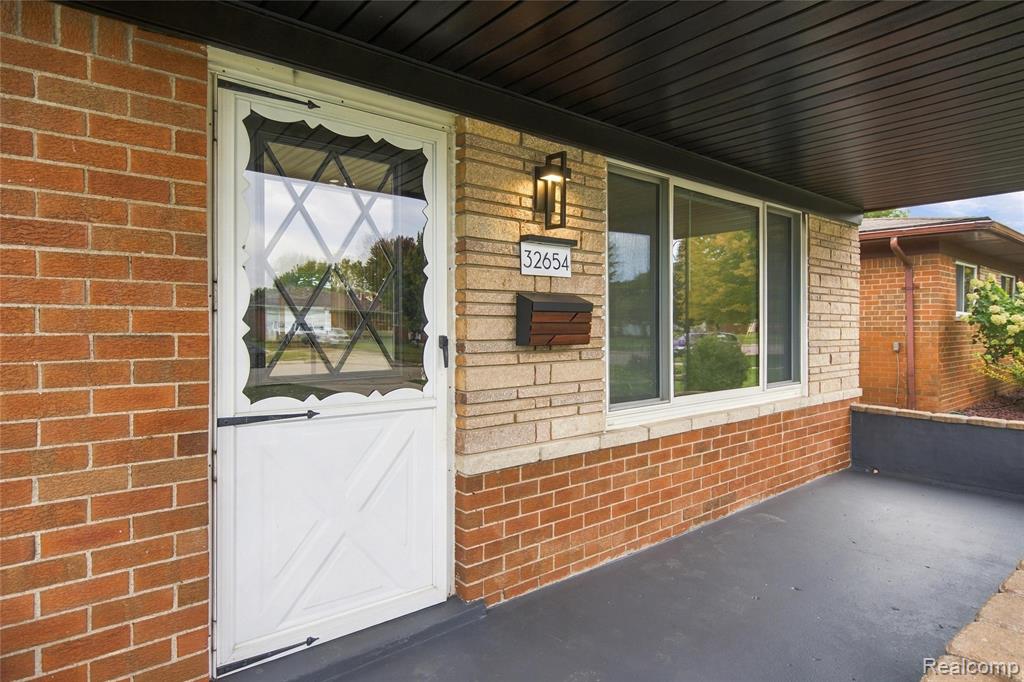 32654 Bunert Road Property Photo 5