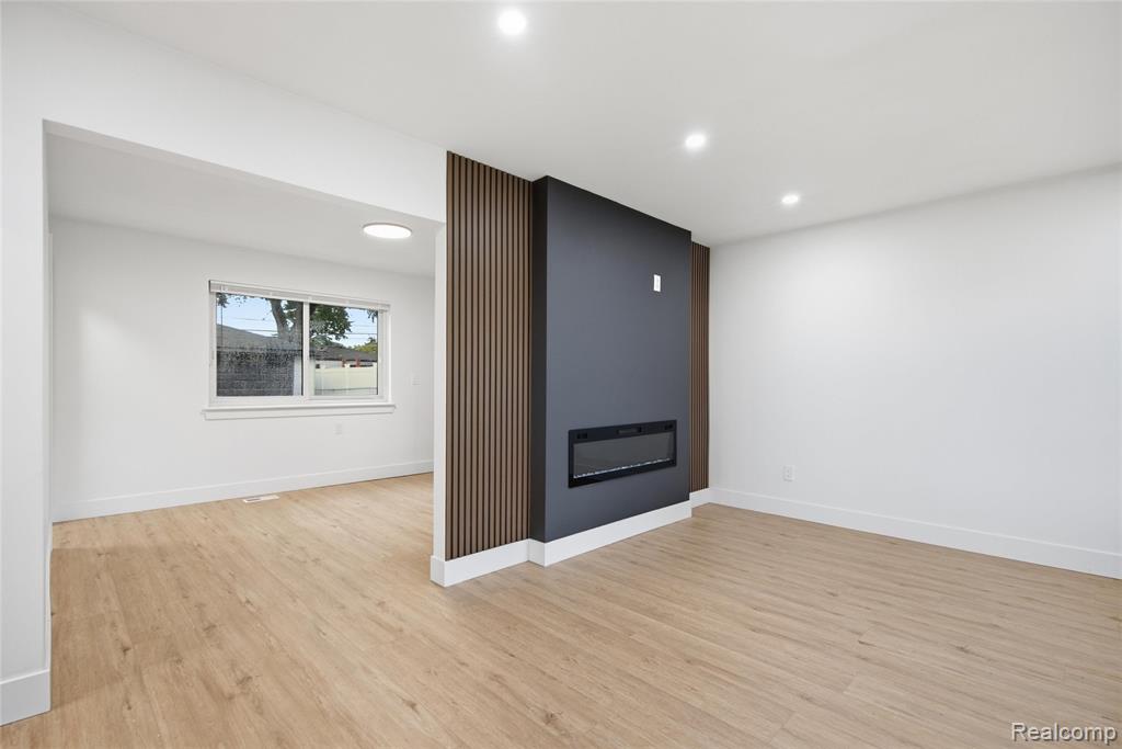 32654 Bunert Road Property Photo 10