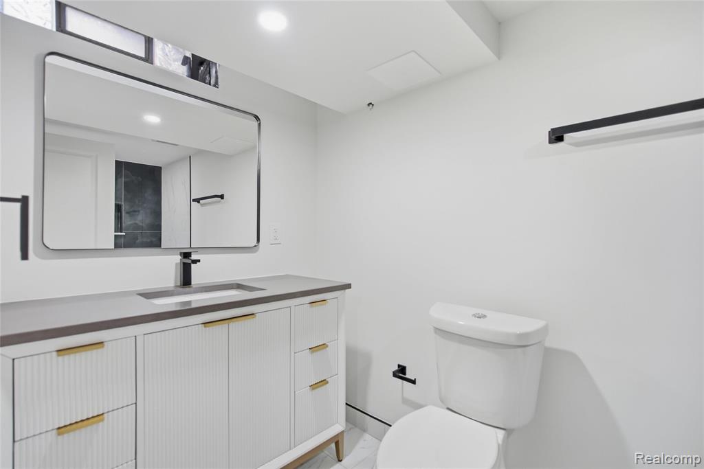 32654 Bunert Road Property Photo 24