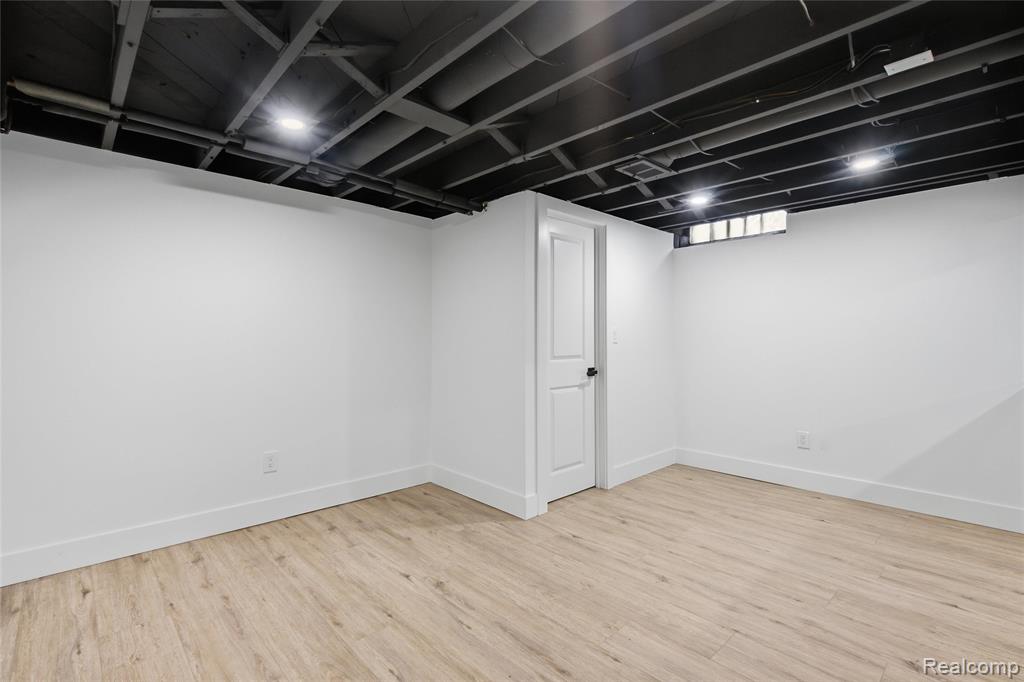 32654 Bunert Road Property Photo 30