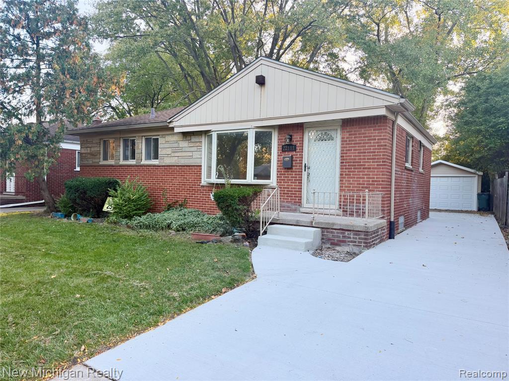 22111 Gardner Street Property Photo 1