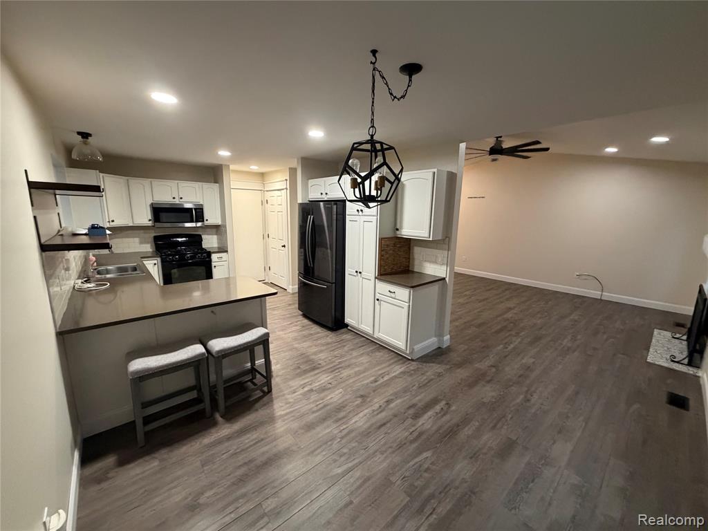 9113 Posey Drive Property Photo 3