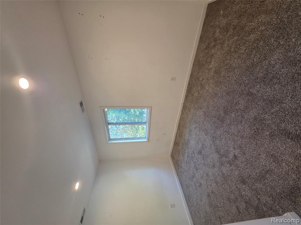 11 Clark Street Property Photo 19