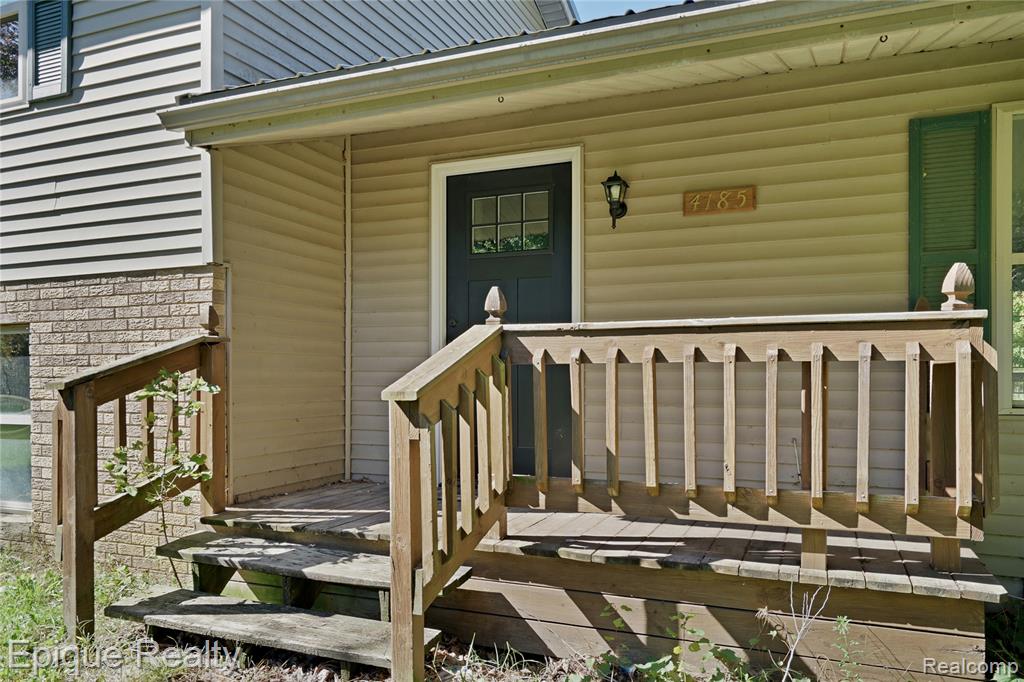 4185 Jones Road Property Photo 5