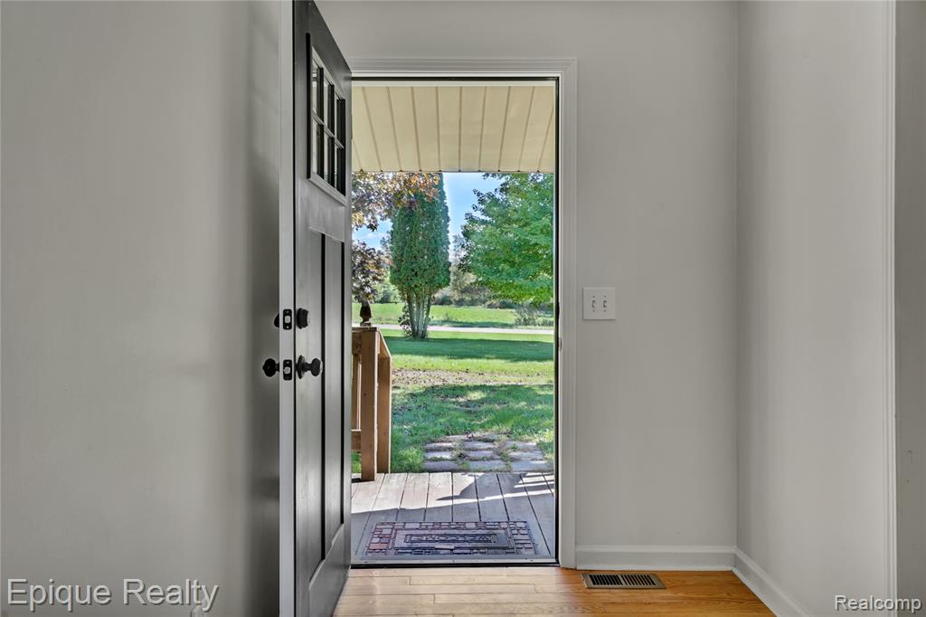 4185 Jones Road Property Photo 7