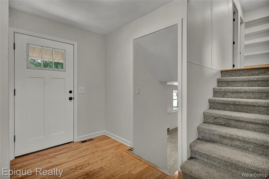4185 Jones Road Property Photo 8