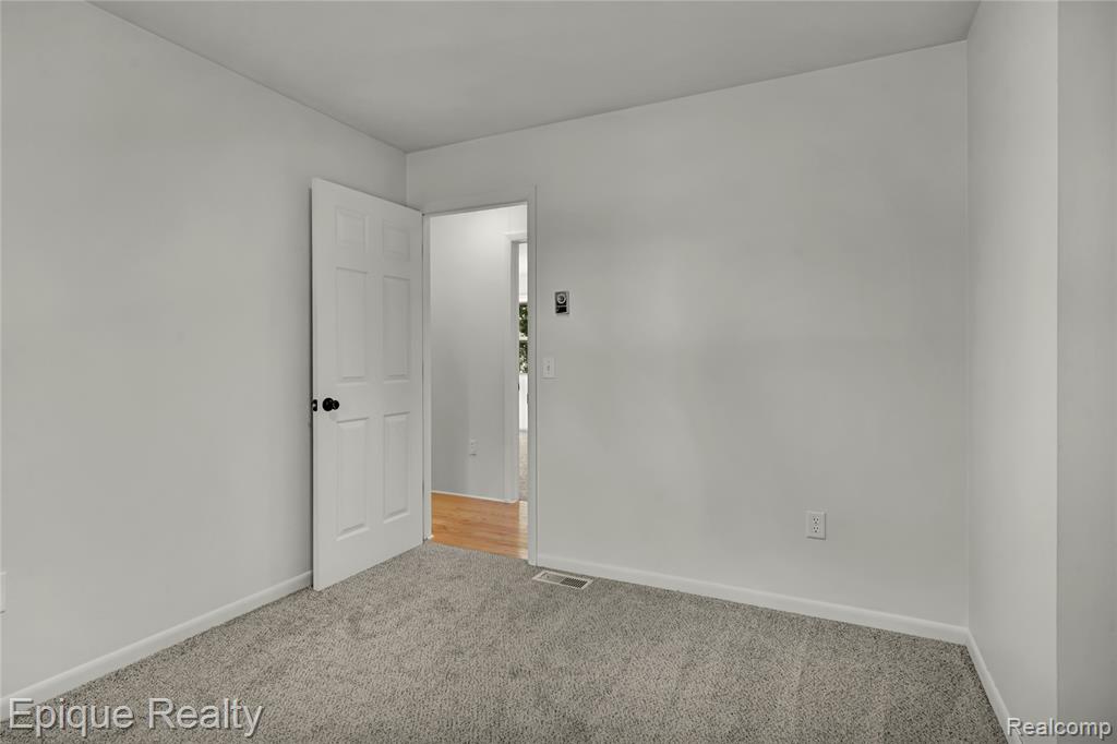 4185 Jones Road Property Photo 24