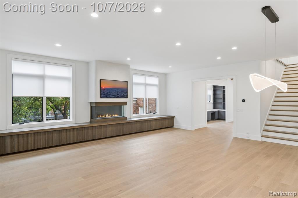 1230 Latham Street Property Photo 13