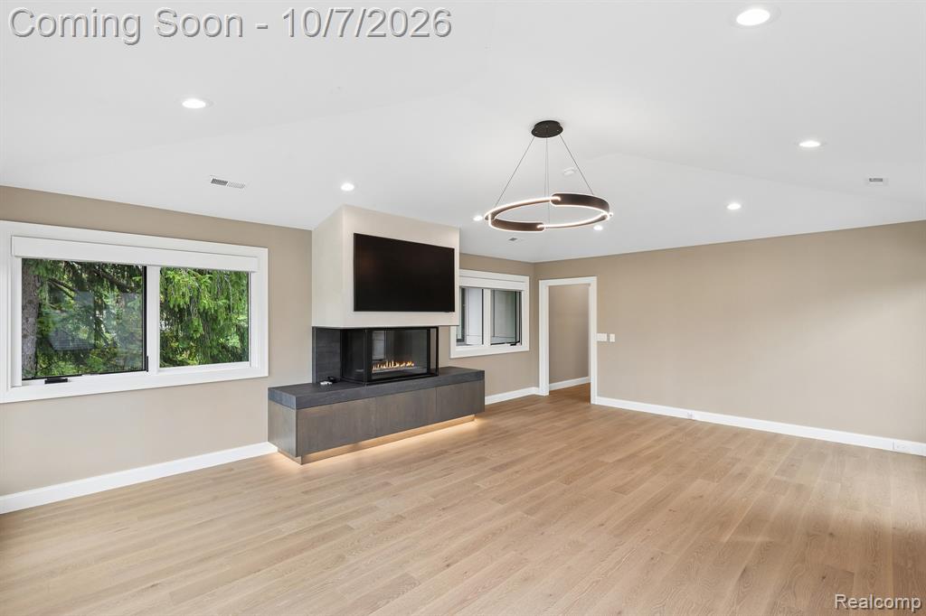 1230 Latham Street Property Photo 22