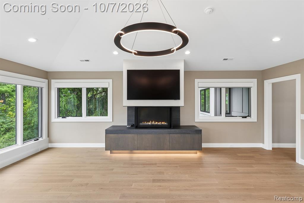 1230 Latham Street Property Photo 25