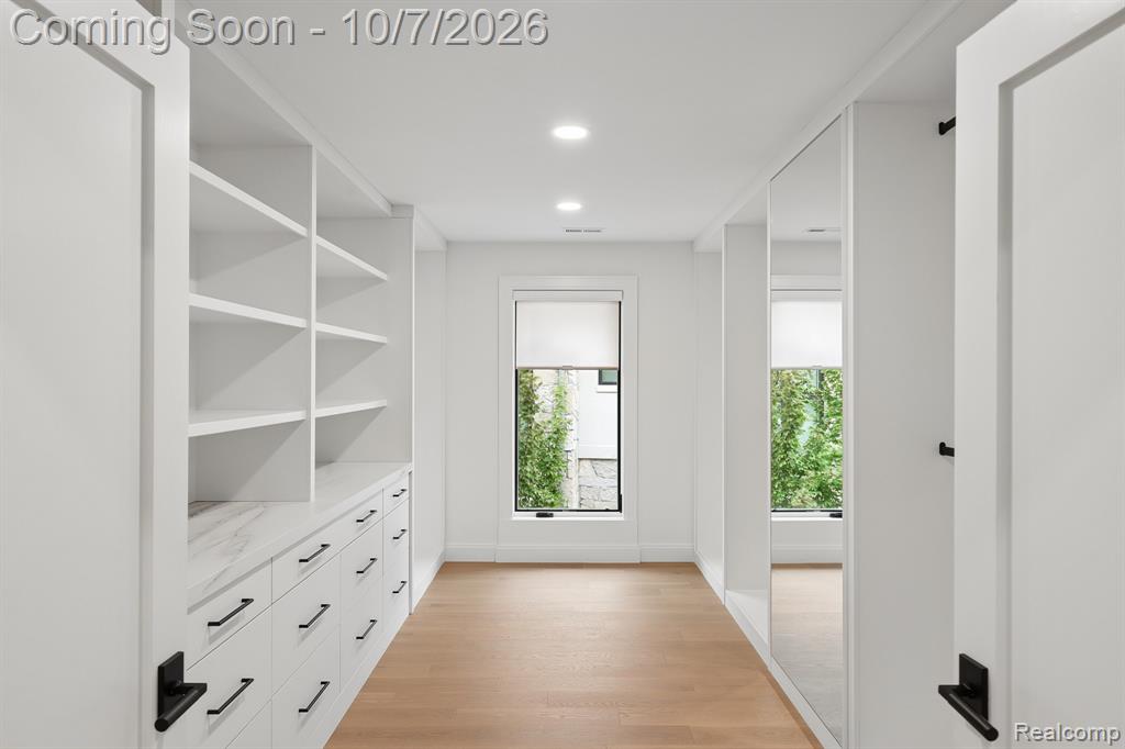 1230 Latham Street Property Photo 30