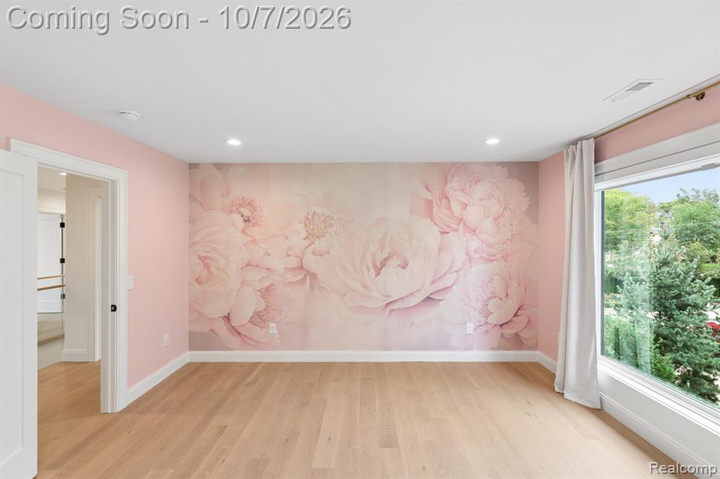 1230 Latham Street Property Photo 34