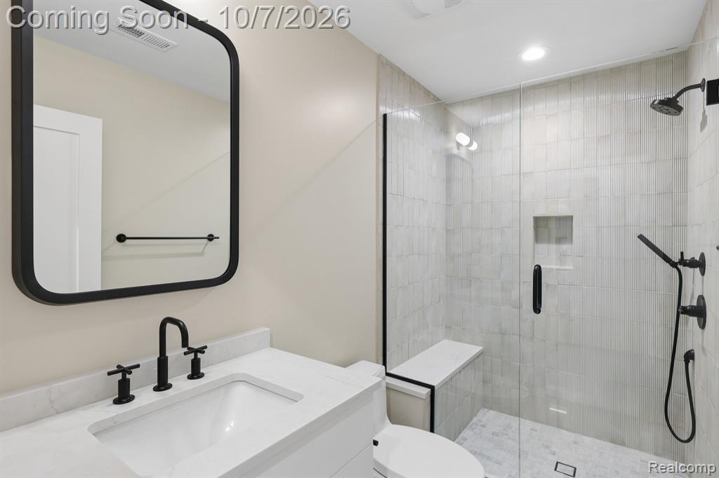 1230 Latham Street Property Photo 37