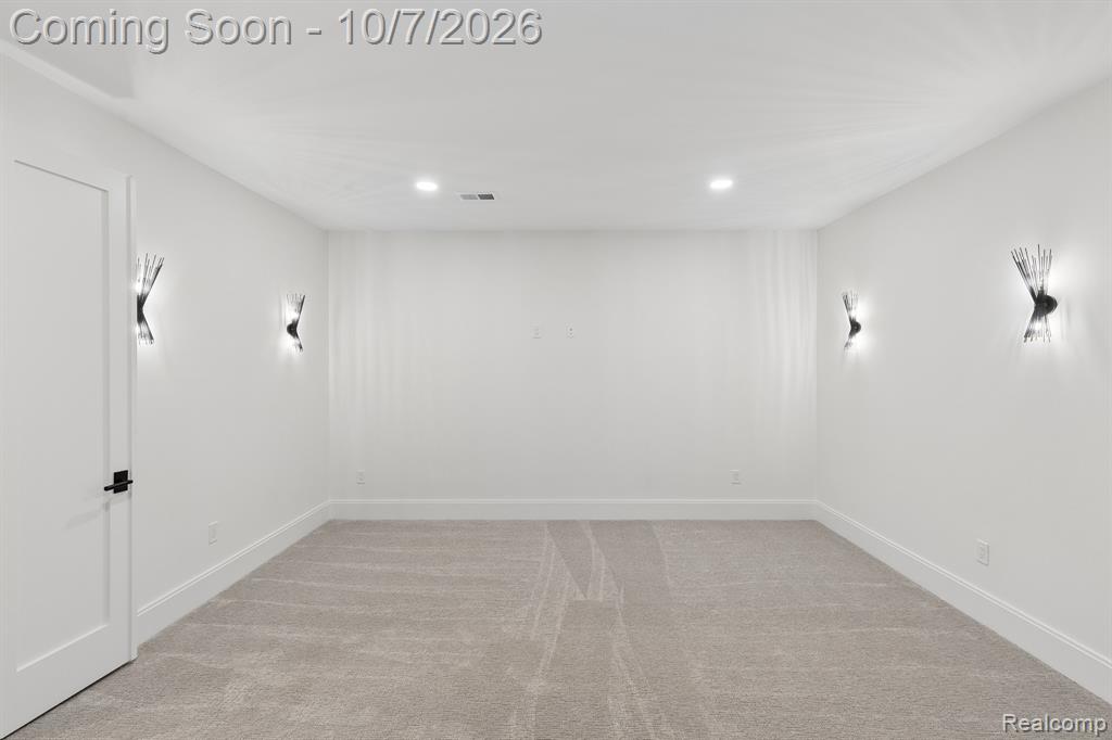 1230 Latham Street Property Photo 45