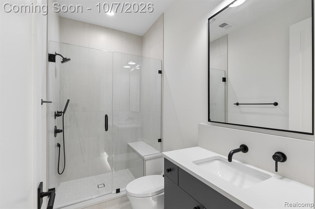 1230 Latham Street Property Photo 46