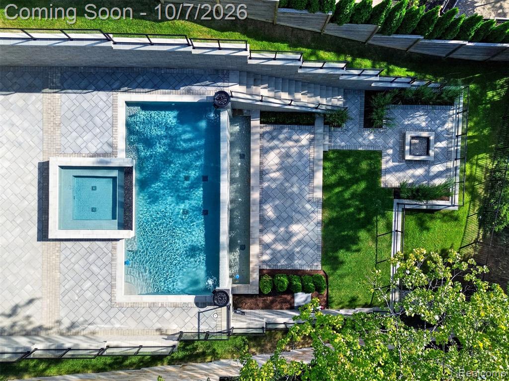 1230 Latham Street Property Photo 48